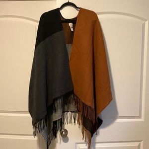 Beautiful wool caftan or shawl